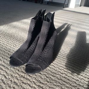 Carlos Santana black boot wedge